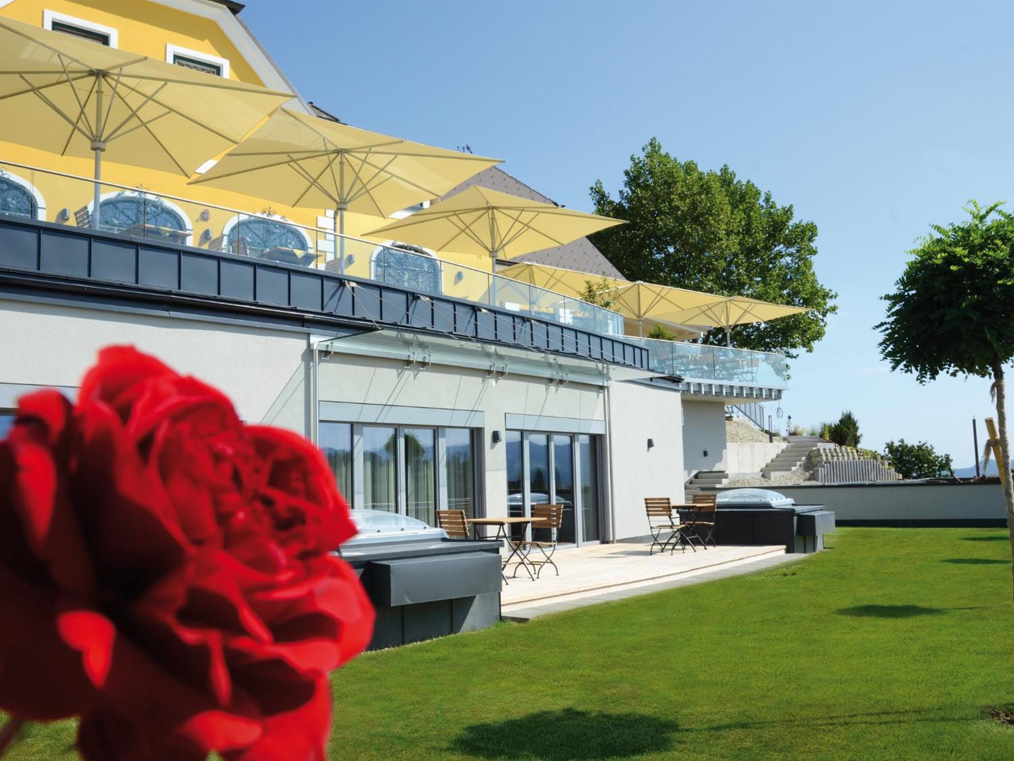 Weinrefugium Brolli Hotel Gamlitz Exterior foto