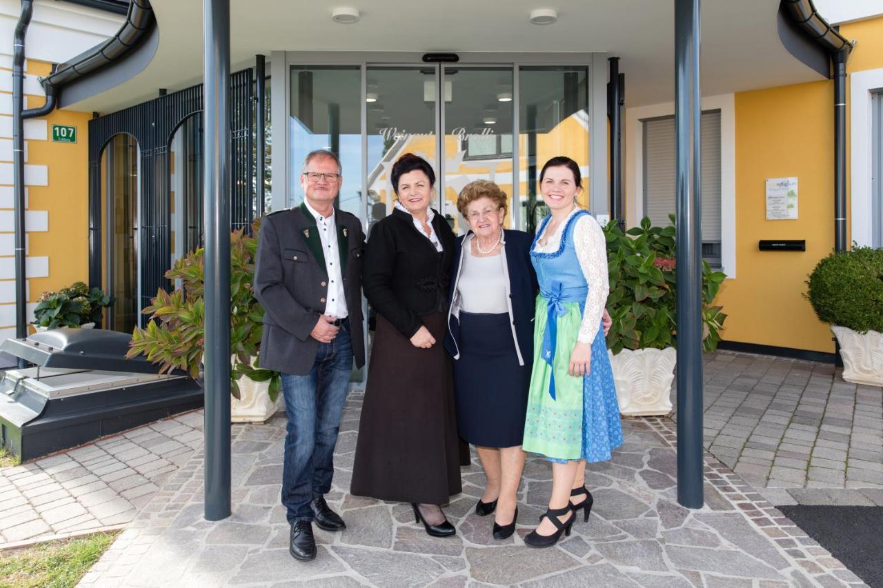 Weinrefugium Brolli Hotel Gamlitz Exterior foto