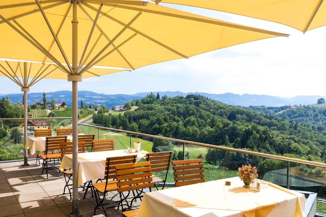Weinrefugium Brolli Hotel Gamlitz Exterior foto